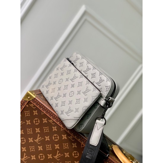 Replica Borsa a tracolla Louis Vuitton Trio in pelle con monogramma in rilievo M46603 Replica Borsa a tracolla Louis Vuitton Trio in pelle con monogramma in rilievo M46603