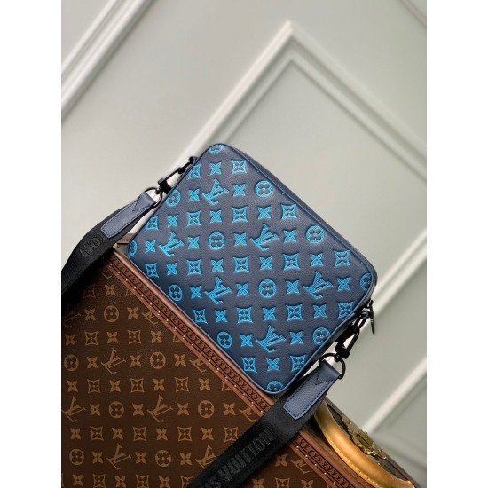 Replica Borsa a tracolla Louis Vuitton Trio in pelle con monogramma in rilievo M46604