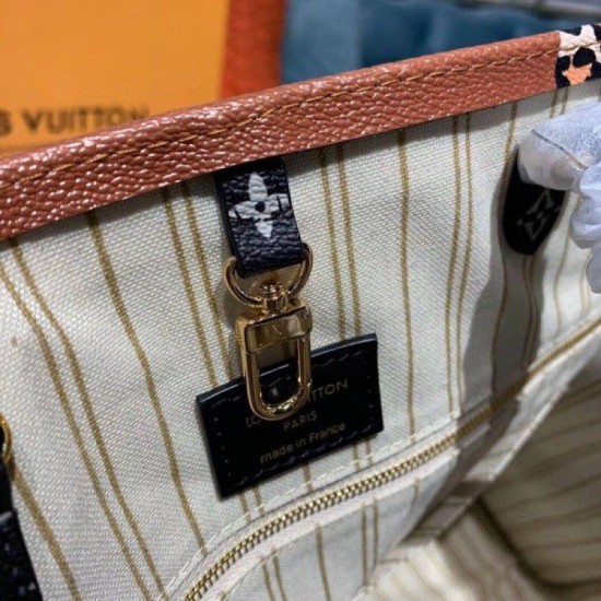 Replica Onthego Monogram Jungle Leopard Zebra M44675