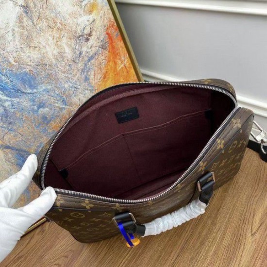 Replica Porte-Documents Voyage PM Monogram Macassar M52005