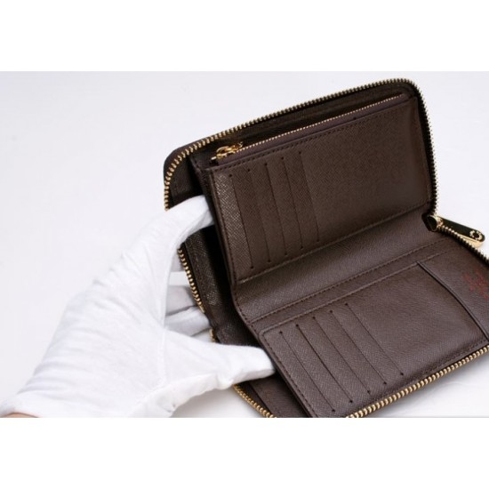 Replica Zippy Portafoglio compatto Damier Ebene N60028 Replica Zippy Portafoglio compatto Damier Ebene N60028