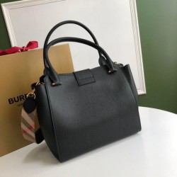 Replica Burberry Buckle Bag 0221 Nero