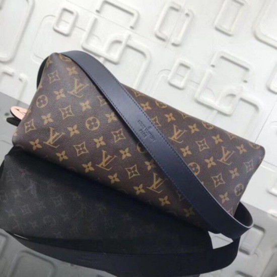 Replica Beaubourg MM Borsa Monogram Canvas M43953
