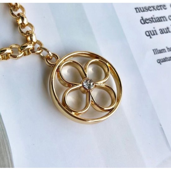 Replica Flower Finesse Chain Borse Charm M68998