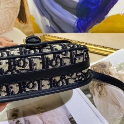 Replica Borsa Christian Dior piccola Dior Bobby blu scuro