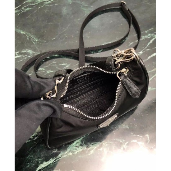 Replica Mini borsa a tracolla Prada Re-Edition in nylon 1TT122