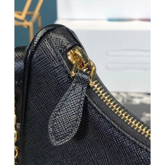 Replica Borsa Prada Re-Edition 2005 in pelle Saffiano 1BH204 Nera