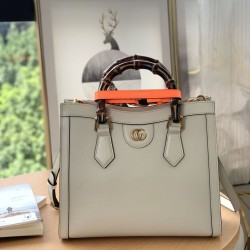 Replica Gucci Borsa tote Diana piccola 660195 Beige