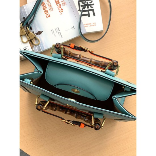 Replica Gucci Borsa tote Diana piccola 660195 Azzurro Replica Gucci Borsa tote Diana piccola 660195 Azzurro