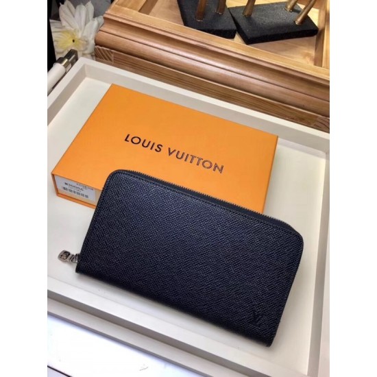 Replica Louis Vuitton Zippy Organizer Taiga Pelle M30056