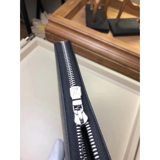 Replica Louis Vuitton Zippy Organizer Taiga Pelle M30056