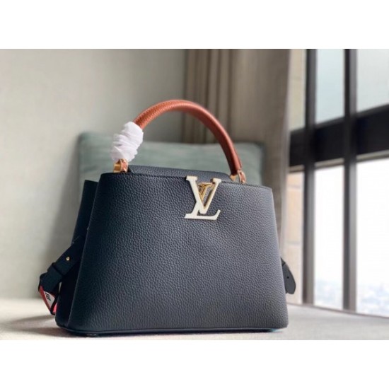 Replica Borsa Louis Vuitton Capucines MM In Pelle Nera M59020