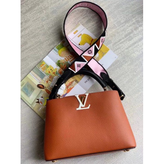 Replica Borsa Louis Vuitton Capucines BB In Pelle Marrone M59266
