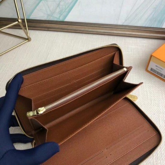 Replica Louis Vuitton Zippy Organizer Monogram Canvas M62581