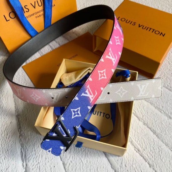 Replica Louis Vuitton LV Shape 40MM Cintura reversibile Monogram MP313V