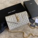 Replica YSL Saint Laurent Portafoglio Woc con catena a busta con monogramma nero Replica YSL Saint Laurent Portafoglio Woc con catena a busta con monogramma nero