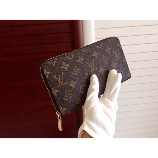 Replica Monogram Canvas Wallet Zippy Organizer M60002