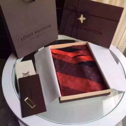 Replica llusion V scialle M75744