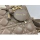 Perfetta Replica Borsa Dior Lady Dior My ABC Dior piccola Arco ciondolo D.I.O.R. in metallo grigio pietra False Online Replica Borsa Dior Lady Dior My ABC Dior piccola Arco ciondolo D.I.O.R. in metallo grigio pietra Imitazioni Outlet Premio