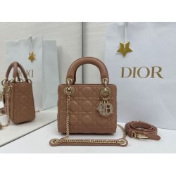 Replica Borse Dior Mini Lady Dior Arco con ciondoli D.I.O.R  Rosa cipria Imitazioni Outlet Premio