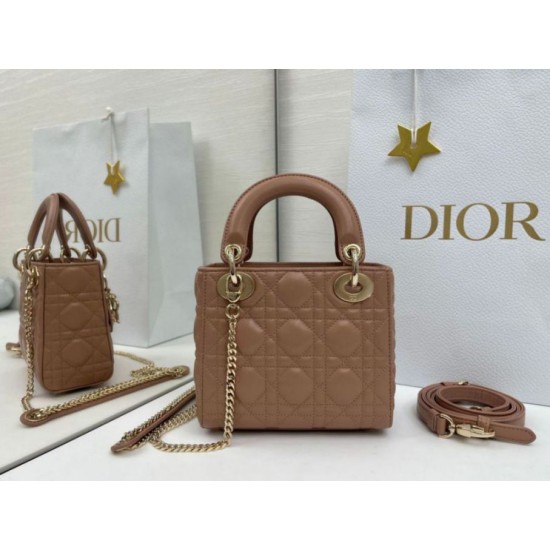 Replica Borse Dior Mini Lady Dior Arco con ciondoli D.I.O.R  Rosa cipria Imitazioni Outlet Premio