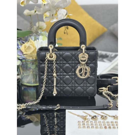 Replica Borsa Dior piccola Lady Dior My ABCDior con ciondolo D.I.O.R agnello cannage Nero Imitazioni Outlet Premio