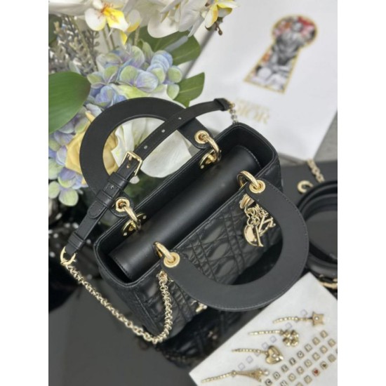 Replica Borsa Dior piccola Lady Dior My ABCDior con ciondolo D.I.O.R agnello cannage Nero Imitazioni Outlet Premio
