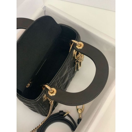 Replica Borsa Mini Lady Dior con cuciture cannage nero Imitazioni Outlet Premio