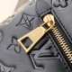 Falso superiore Zaino Louis Vuitton Coussin PM M25508 nero Imitazioni Outlet