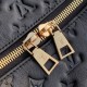 Falso superiore Borsa Louis Vuitton M12068 Coussin Hobo MM nera Imitazioni Outlet