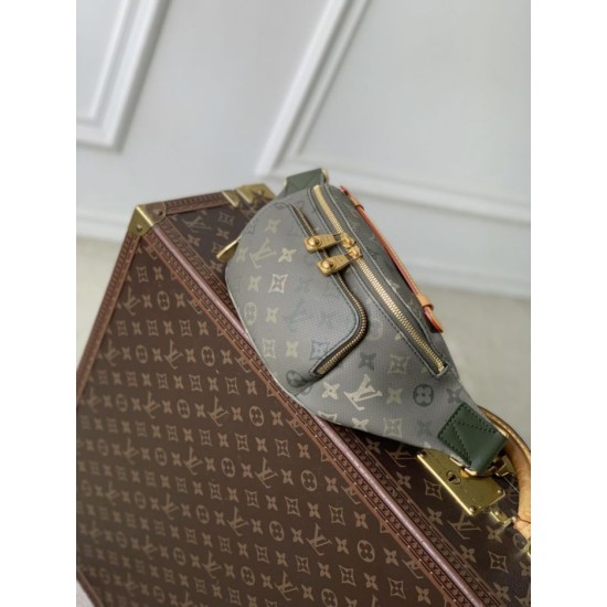 Falso superiore Borsa a tracolla Louis Vuitton M26933 Rush Bumbag Uomo verde Imitazioni Outlet