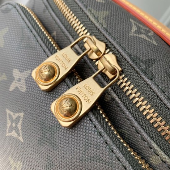 Falso superiore Borsa a tracolla Louis Vuitton M26933 Rush Bumbag Uomo verde Imitazioni Outlet