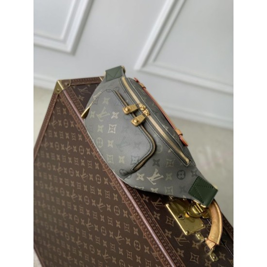Falso superiore Borsa a tracolla Louis Vuitton M26933 Rush Bumbag Uomo verde Imitazioni Outlet