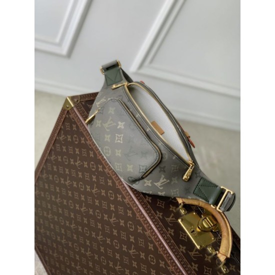 Falso superiore Borsa a tracolla Louis Vuitton M26933 Rush Bumbag Uomo verde Imitazioni Outlet