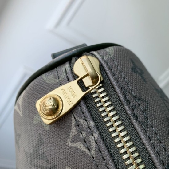 Falso superiore Borsa Louis Vuitton Keepall Bandoulière 25 M26930 uomo verde Imitazioni Outlet