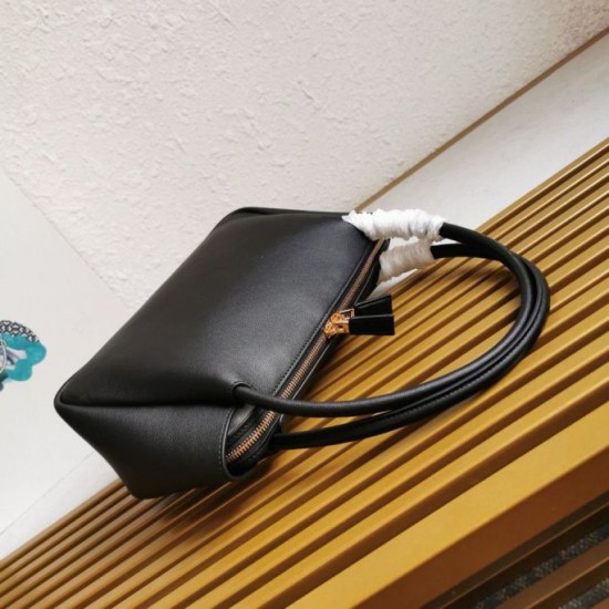Perfette Qualità Repliche Borsa a tracolla Prada con logo triangolare nero Imitazione