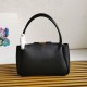 Perfette Qualità Repliche Borsa a tracolla Prada con logo triangolare nero Imitazione