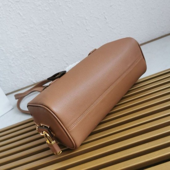 Miglior Falso Borsa media Prada con lucchetto caramello Economiche Premium