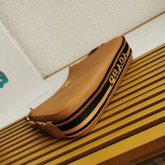 Replica perfetta Borsa a tracolla Prada Granata Marrone Imitazione Outlet Online