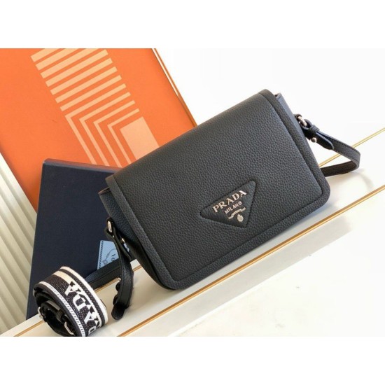 Perfette Qualità Repliche Borsa a tracolla piccola Prada Flap Granata Nera Imitazione