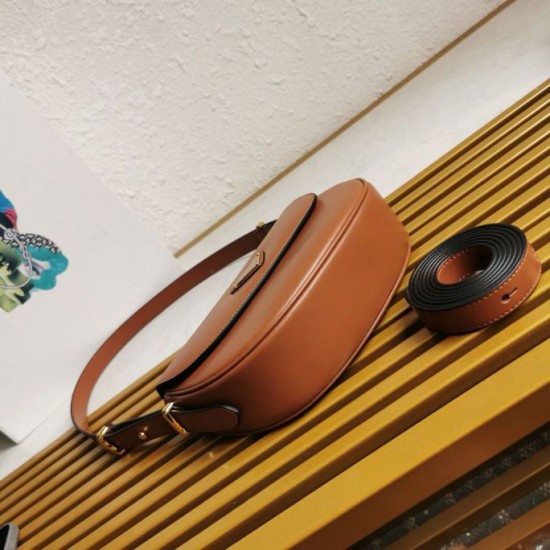 Miglior Falso Prada Arque Shoulder Bag con Flap Brown Economiche Premium