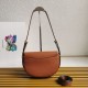Miglior Falso Prada Arque Shoulder Bag con Flap Brown Economiche Premium