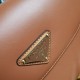 Miglior Falso Prada Arque Shoulder Bag con Flap Brown Economiche Premium