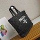 Migliore Repliche Prada Large Crochet Tote Bag Raffia-effect Yarn Nero Economiche Outlet Online