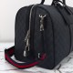 Miglior Falso Gucci Men GG Supreme Duffle Bag 792074 Nero Economiche Premium