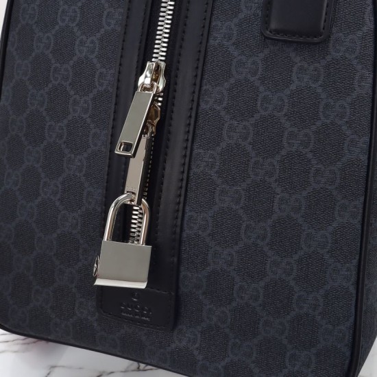 Miglior Falso Gucci Men GG Supreme Duffle Bag 792074 Nero Economiche Premium