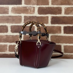 Repliche Gucci Mini bamboo top handle tote borse 805832 Rosso Imitazioni Premium Migliore Repliche Gucci Mini bamboo top handle tote borse 805832 Rosso Economiche Outlet Online