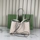 Repliche Borsa tote piccola Gucci GG Emblem 815214 Beige Imitazioni Premium Replica perfetta Borsa tote piccola Gucci GG Emblem 815214 Beige Imitazione Outlet Online