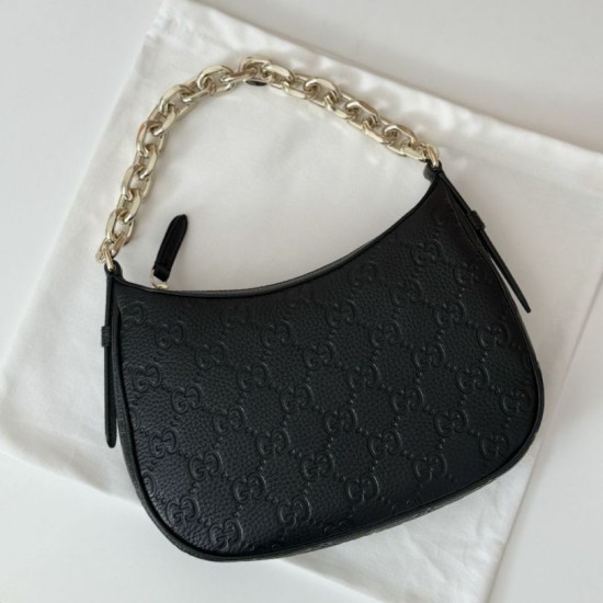 Migliore Repliche Gucci 815409 GG Emblem borsa a tracolla piccola mezzaluna Nero Economiche Outlet Online