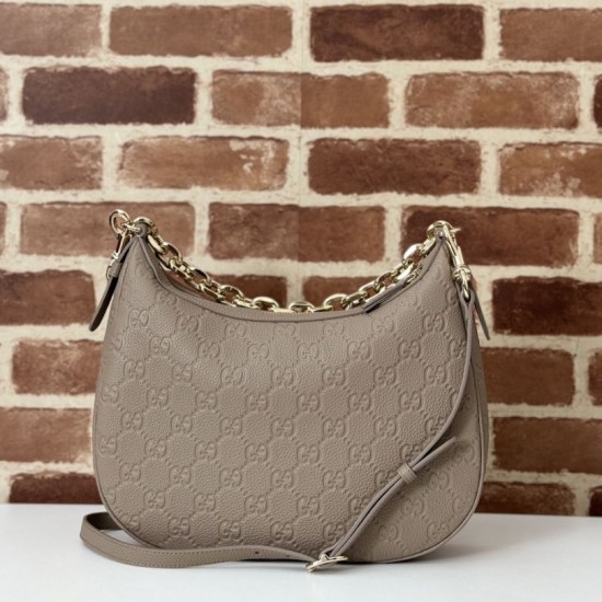 Perfette Qualità Repliche Gucci 820453 GG Emblem borsa a tracolla media Talpa Imitazione